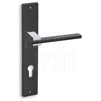 Дверная ручка на планке Convex 745