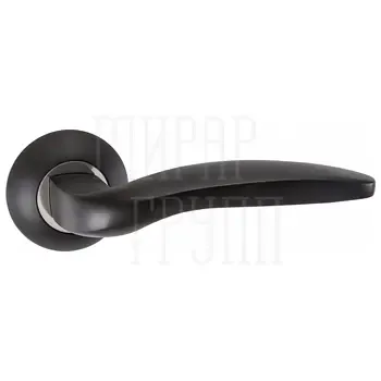 Дверные ручки Puerto (Пуэрто) INAL 519-08 на круглой розетке