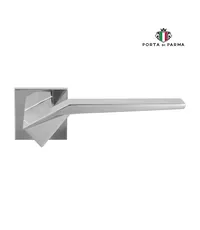 Дверная ручка на розетке PORTA DI PARMA "Origami"