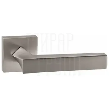 Дверные ручки Renz (Ренц) "Равенна" INDH 302-03 на квадратной розетке