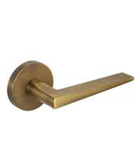 ΠΠ²Π΅ΡΠ½Π°Ρ ΡΡΡΠΊΠ° ΠΈΠ· Π»Π°ΡΡΠ½ΠΈ Ghobestir