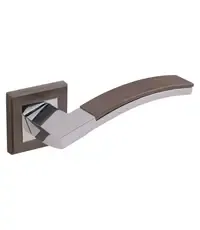 Дверная ручка на квадратной розетке ADDEN BAU "OBRA" Q330