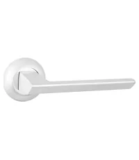 Дверная ручка Punto (Пунто) на круглой розетке "BLADE" TL