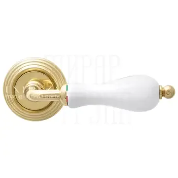 Дверная ручка Extreza "Dana" (Дана) 305 на круглой розетке R05