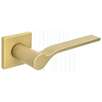 Дверная ручка Extreza "FORMA" на квадратной розетке R15