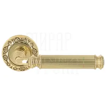 Дверная ручка Extreza "Benito" (Бенито) 307 на круглой розетке R04