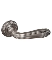 Дверная ручка на круглой розетке Fuaro (Фуаро) "LOUVRE" SM/HD