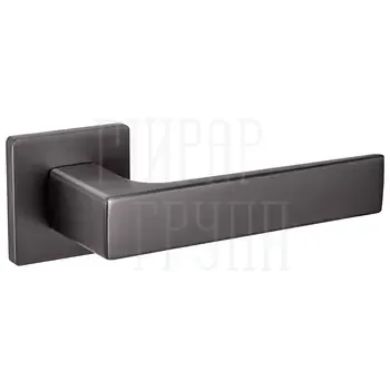 Дверная ручка на квадратной розетке Fuaro (Фуаро) "RED LINE" SL