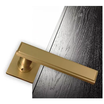 Дверная ручка из латуни Ghobestir "CITY Collection" С343 на квадратном основании
