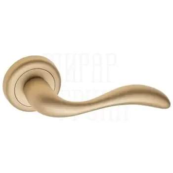 Дверная ручка на круглом основании Fratelli Cattini "LUCCIA" D1 на круглой розетке