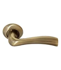 Дверная ручка на круглой розетке RUCETTI RAP 19