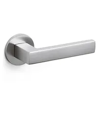 Дверные ручки на розетке Olivari Planet Bassa