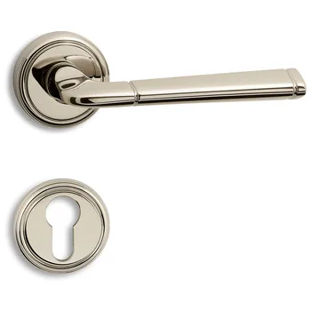 Дверная ручка на розетке Salice Paolo "Celsia" 4841