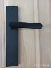 Дверная ручка на пластине Forme 212/P06 "Solis"