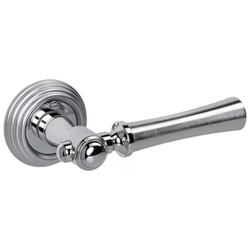 Дверная ручка Extreza "DEZI" (Дези) 309 на круглой розетке R05