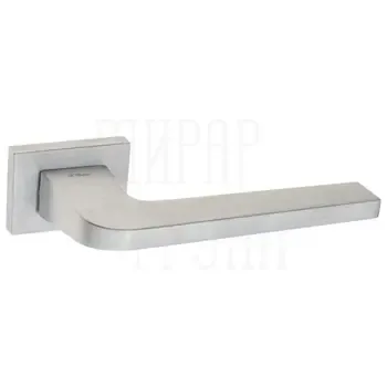 Дверная ручка на прямоугольном основании Fratelli Cattini "OKIN" 6 на прямоуг. розетке
