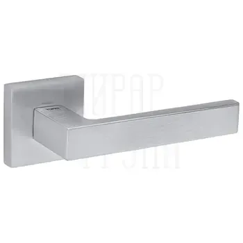 Ручка Tupai Square 2275 Q Special (дв. полотно 60 мм) на квадратной розетке