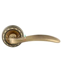 Дверная ручка Extreza "Simona" (Симона) 314 на круглой розетке R02