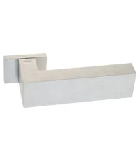 Дверная ручка Fratelli "MOUN" 6 на прямоугольной розетке