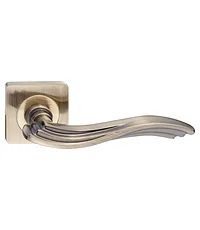 Дверные ручки Renz (Ренц) "Джулия" INDH 58-02 на квадратной розетке