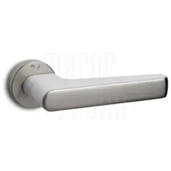 Дверная ручка на круглой розетке Convex 2015