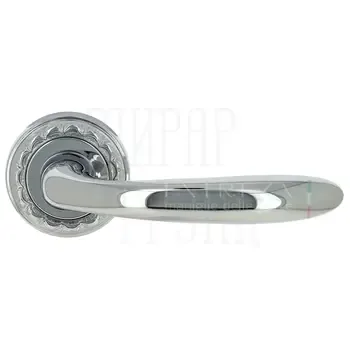 Дверная ручка Extreza "Como" (Комо) 322 на круглой розетке R02