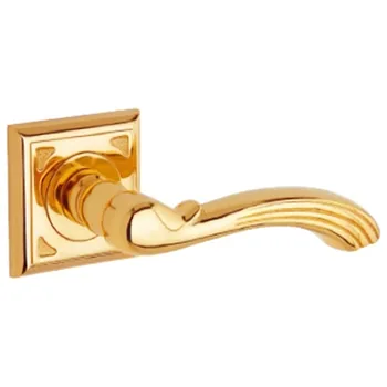 Дверная ручка на розетке Mestre OR 6693