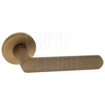 Дверная ручка Fratelli "NEVADA" 7 FS на круглой розетке