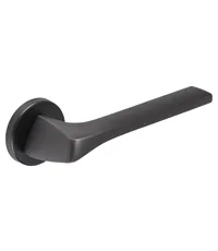 Дверная ручка Extreza Hi-Tech "ERICA" (Эрика) 119 на круглой розетке R12