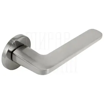 Дверная ручка на круглой розетке ADDEN BAU "ELIT" S-487