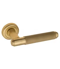 Дверная ручка на розетке Venezia "EXA ZIG" D1