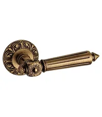 Ручка латунная на розетке Pasini "Patrizio" 2831 "Queen"