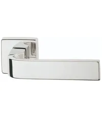 Дверная ручка на квадратной розетке Forme 413K "Monza" (FIXA)