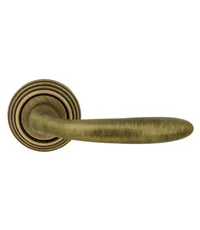 Дверная ручка Extreza "COMO" (Комо) 322 на круглой розетке R05