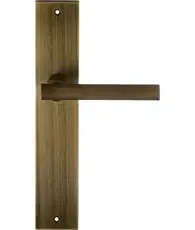 Дверная ручка Extreza Hi-Tech "PIVOT" 132 на планке PL11