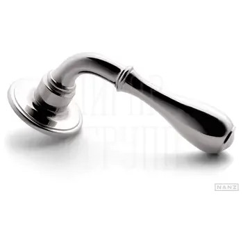 Дверная ручка на розетке Nanz 2235