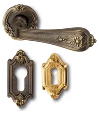 Дверная ручка на розетке Salice Paolo "Varsavia" 4345